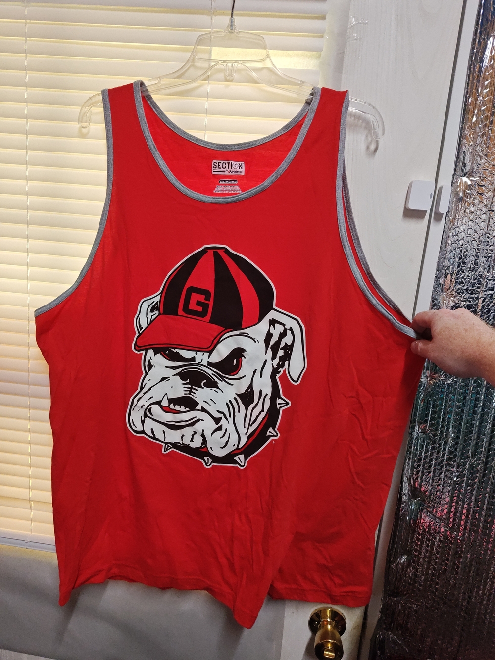 Section Men’s Red Bulldog Graphic Tank Top with Contrast Trim